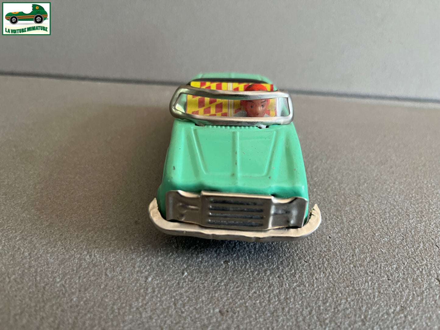 Ancien Jouet Voiture MF926 Made in China Tole Metal à Friction 1/30 12,5cm env