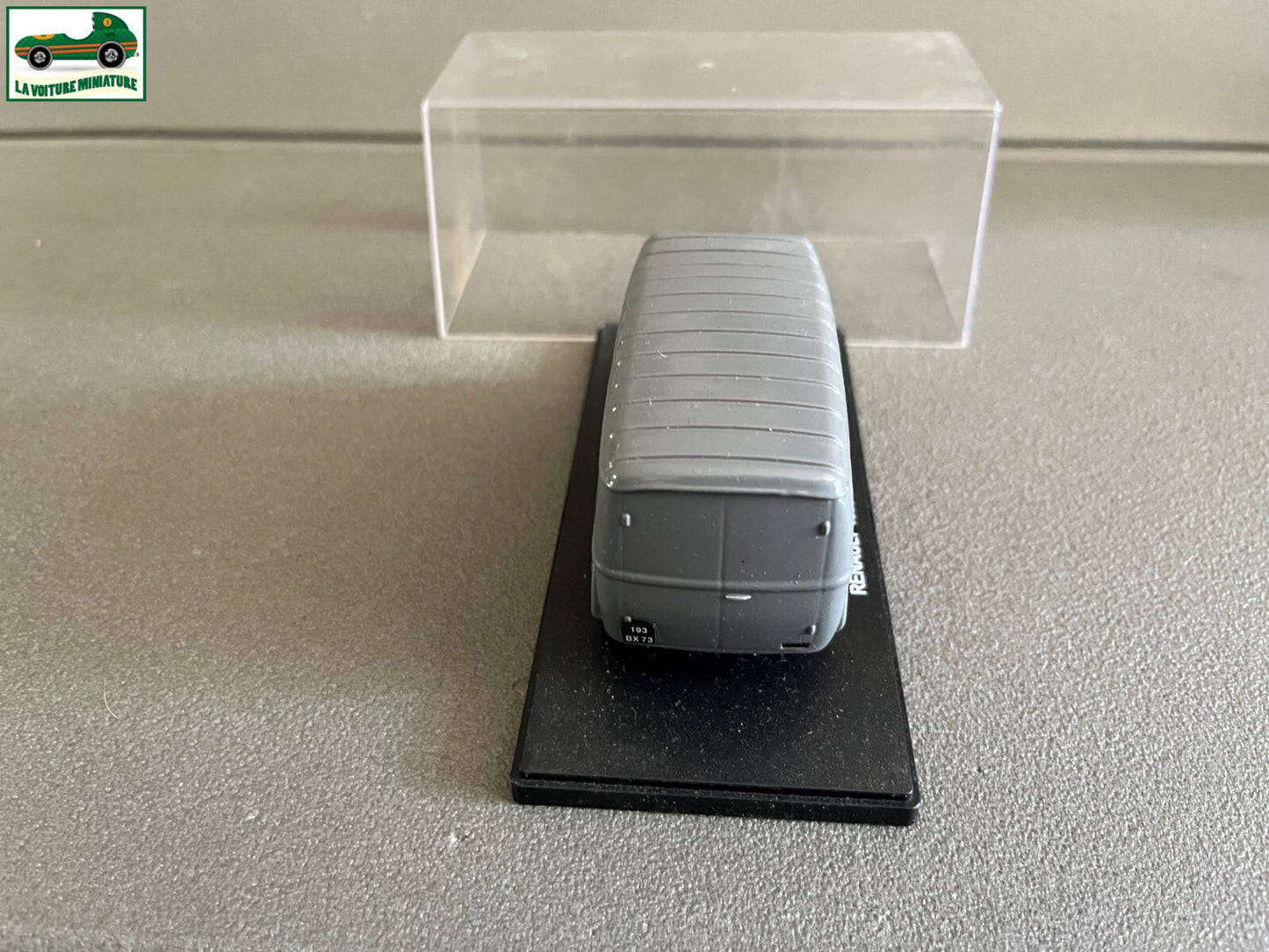 Voiture miniature Renault 1000 Kg Eligor France 1/43