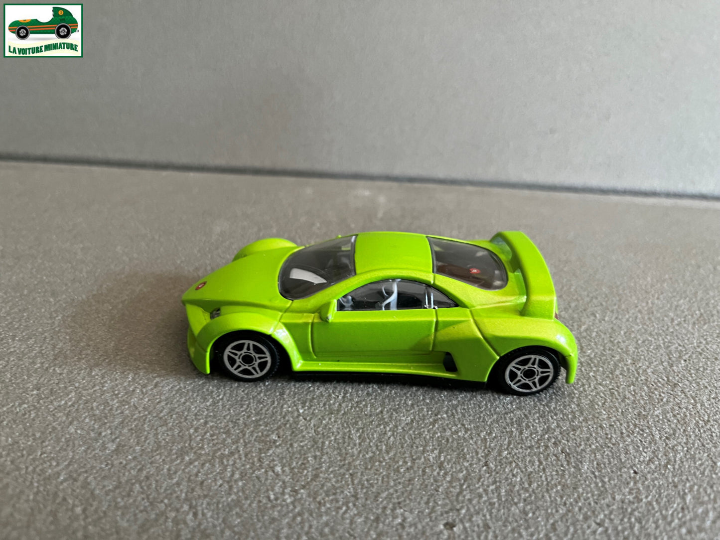 Voiture miniature Prima Giugiaro Burago Italy au 1/43