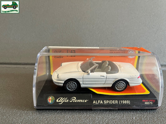 Voiture Miniature Alfa Romeo Spider 1989 New Ray au 1/43
