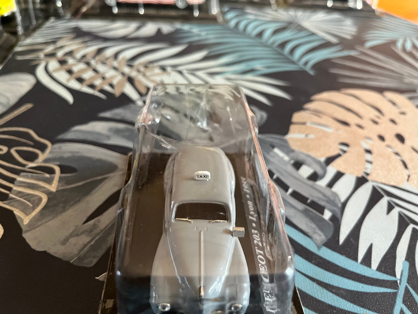 Voiture Miniature Peugeot 203 Lyon 1955 Taxi Du Monde au 1/43 Altaya