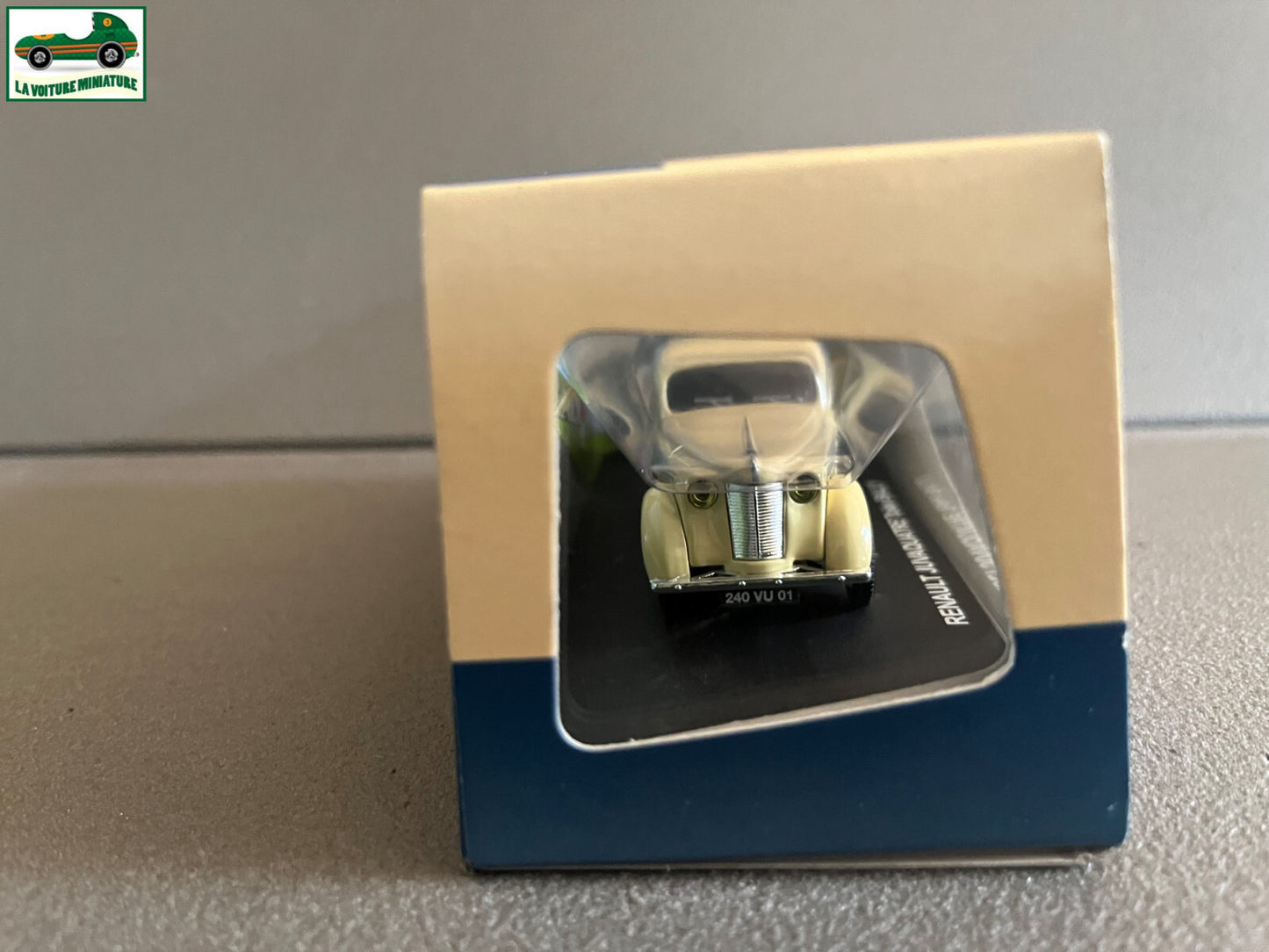 Voiture Miniature Utilitaire Renault Juvaquatre Bally Atlas Eligor 1/43