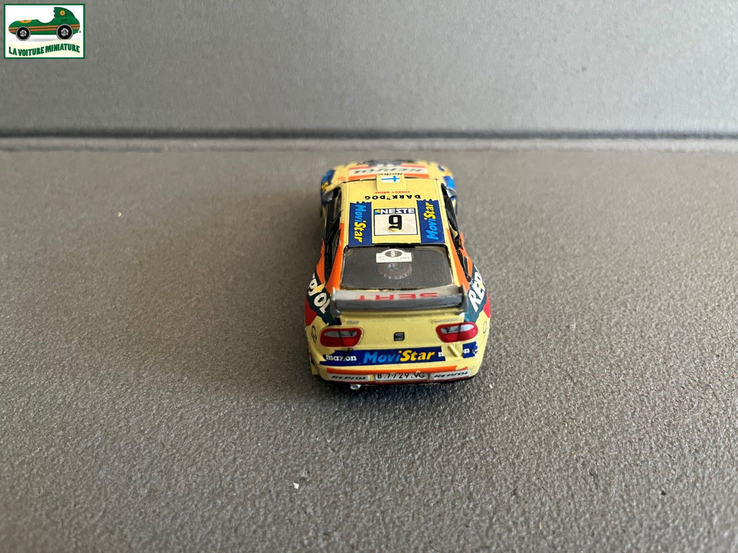 Voiture Miniature Kit monté Seat WRC Provence Moulage au 1/43 Défauts