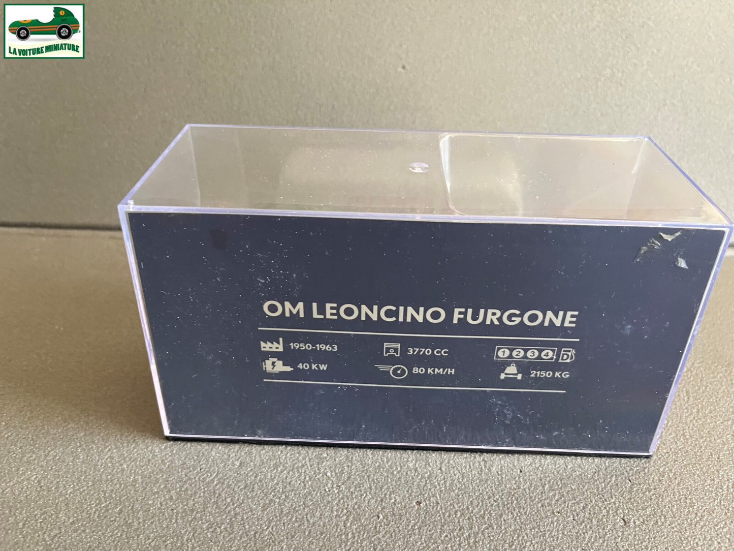 Voiture miniature publicitaire utilitaire OM Leoncino Furgone Vibram 1954 1/43