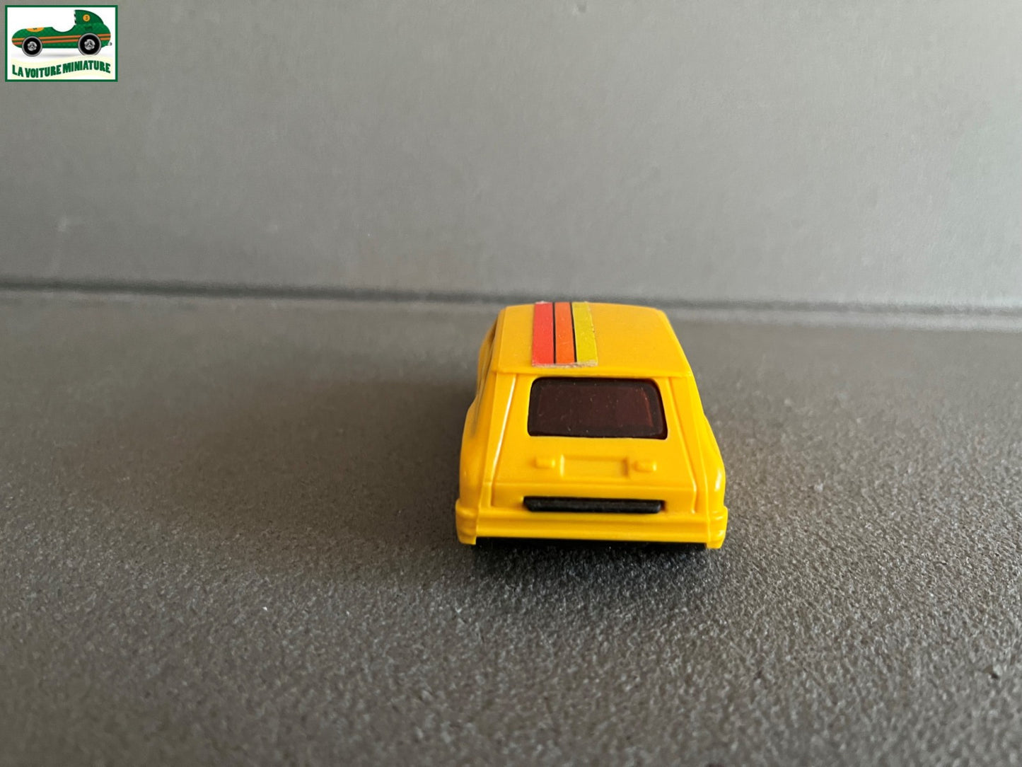 Ancien Jouet de Bazar Plastique Renault 5 KY KAI YIP No.3348 China