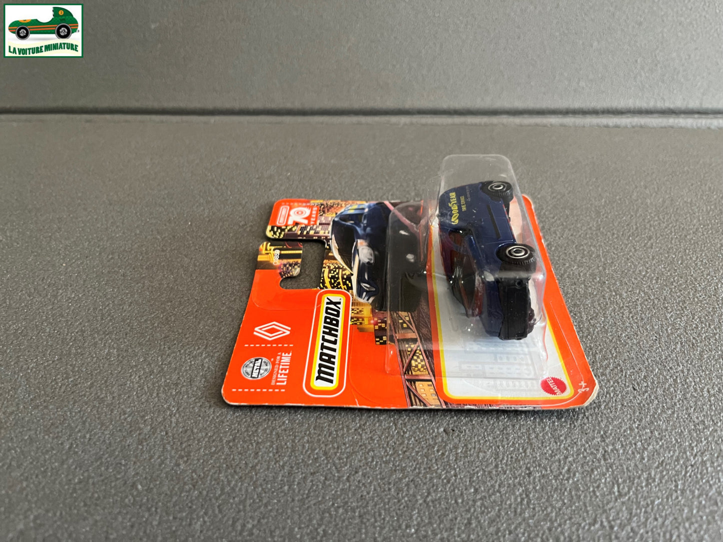 Voiture miniature Renault Kangoo GoodYear Matchbox 70 Years 1/64