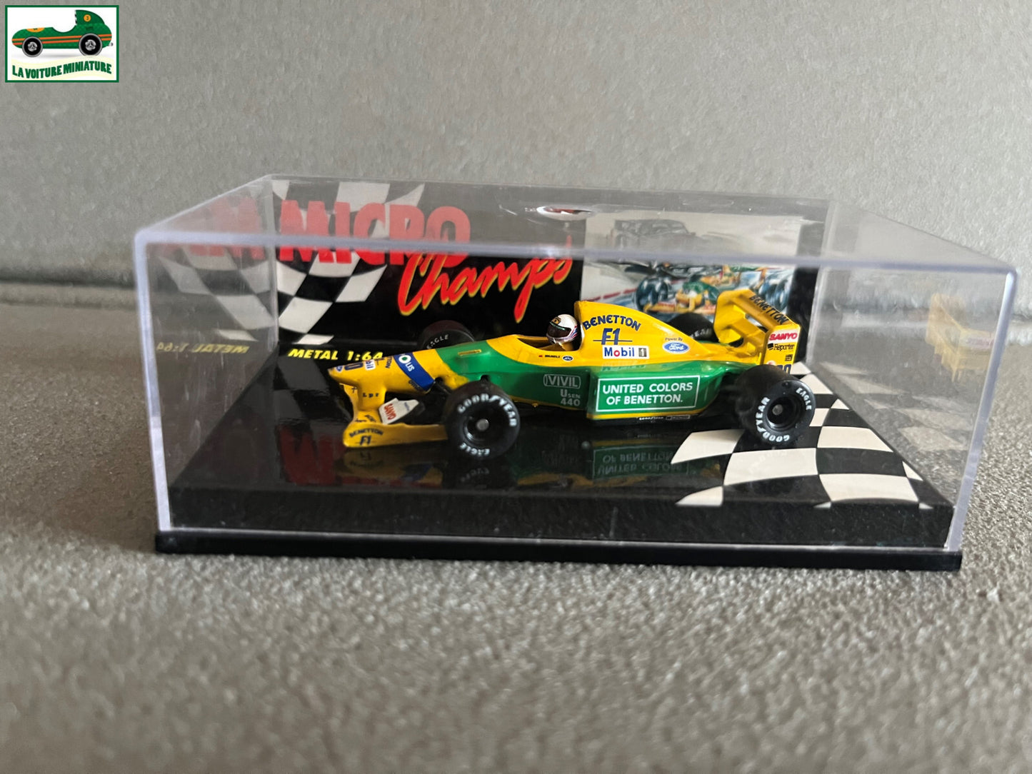 Voiture Miniature Formule 1 F1 Benneton Brundle MicroChamps Minichamps au 1/64