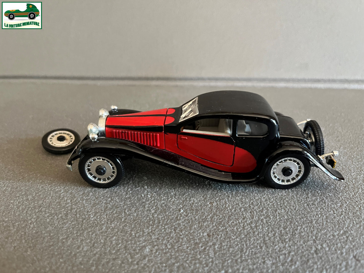 Voiture Miniature Bugatti T50 Rio Italy au 1/43