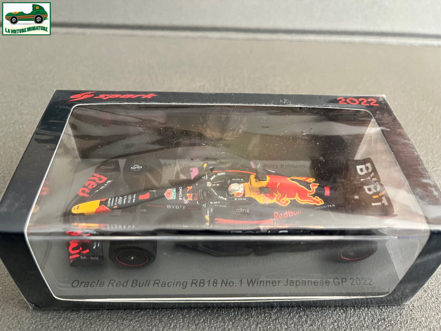 Voiture Miniature Formule 1 F1 Oracle Red Bull Racing RB18 Japon Spark au 1/43