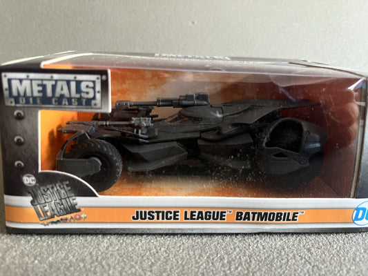 Voiture Miniature Batmobile Batman Justice League Jada au 1/43