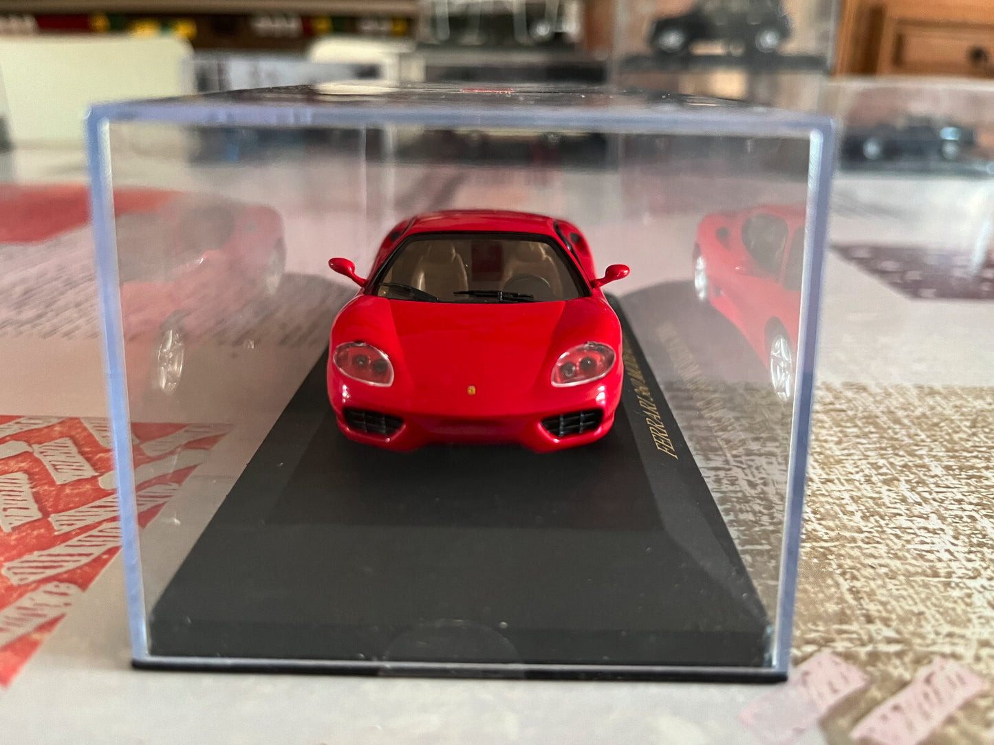 Voiture Miniature Ferrari 360 Modena 2000 Ixo au 1/43