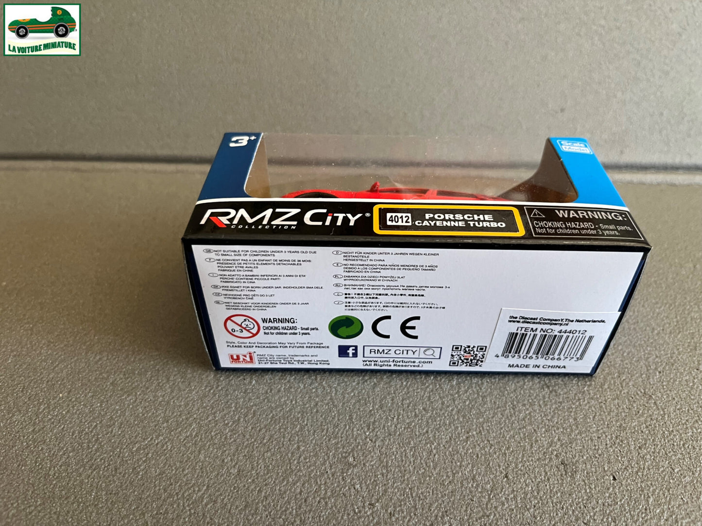 Voiture miniature Porsche Cayenne Turbo RMZ City 1/43