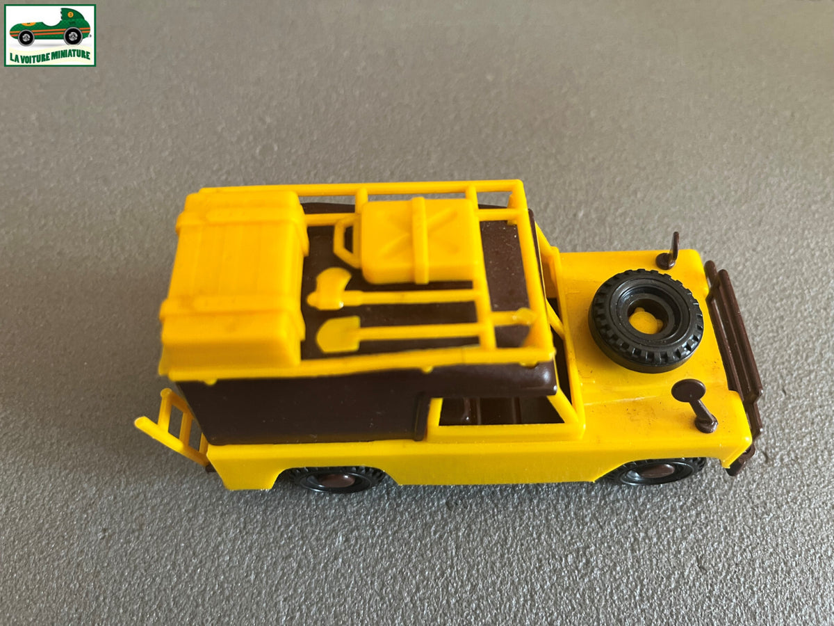 Ancienne Voiture Miniature Plastique 4x4 Land Rover Mob France Epave