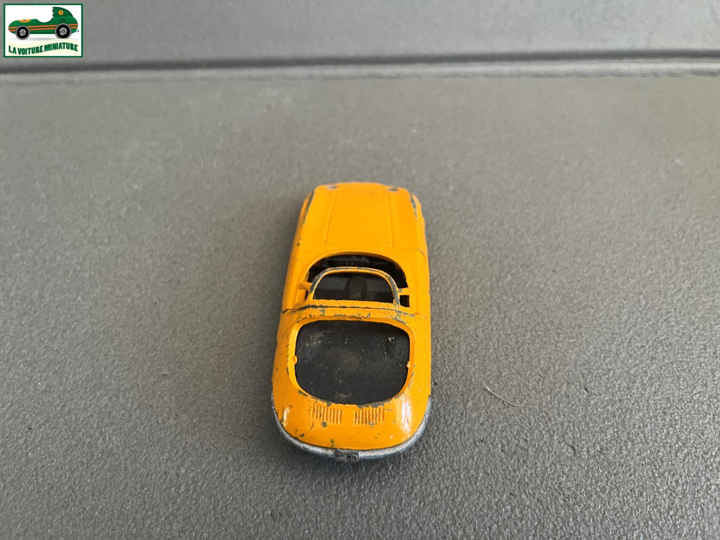 Ancienne Voiture Miniature Politoys Corvair Bertone 551 Epave 1/43