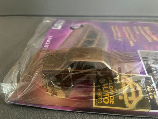 Voiture miniature Simca 1100 Norev Hachette + Fascicule au 1/43