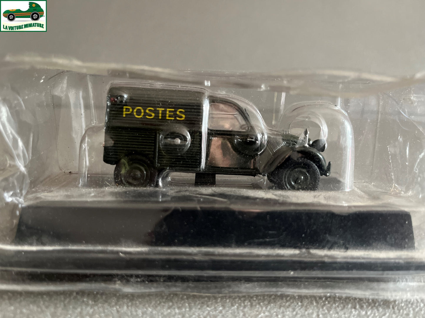 Voiture Miniature Citroen 2CV AU 1952 Postes Musée de La Poste au 1/43