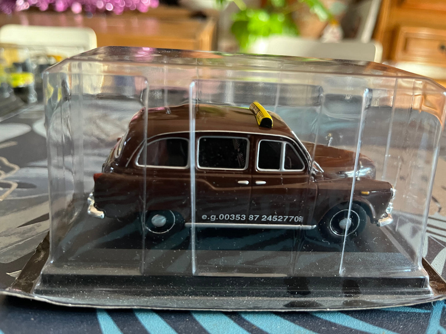 Voiture Miniature Austin FX4 Dublin 1980 Taxi Du Monde au 1/43 Altaya