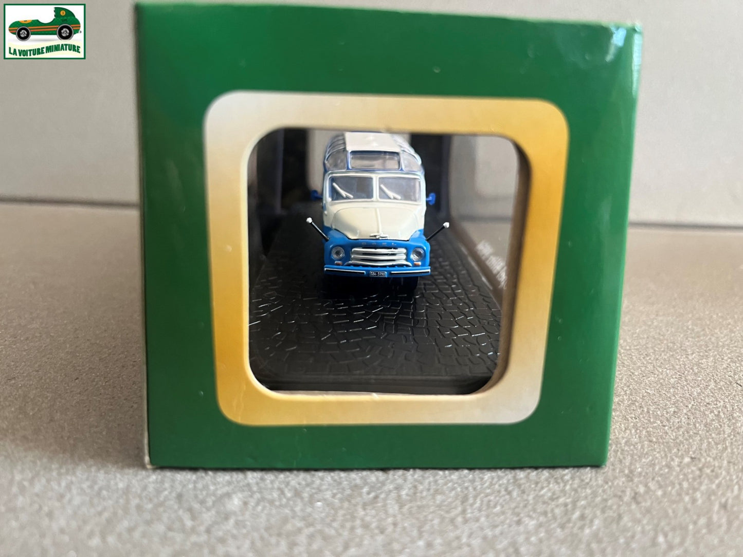 Voiture miniature Opel Blitz 1954 Autobus Bus Collection Atlas 1/72