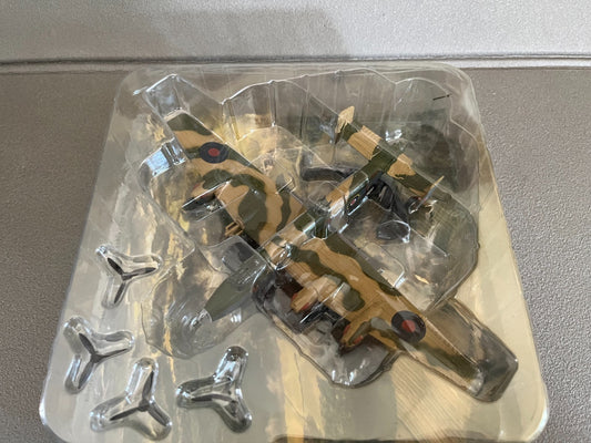 Avion miniature Militaire Bombardier Handley MK II 1/144 Altaya