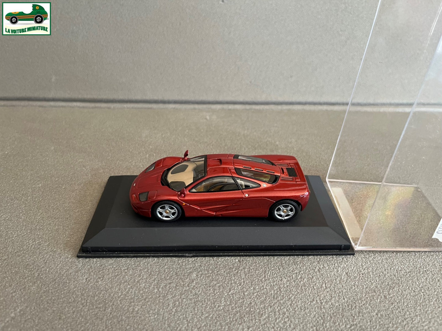 Voiture Miniature McLaren Minichamps au 1/43