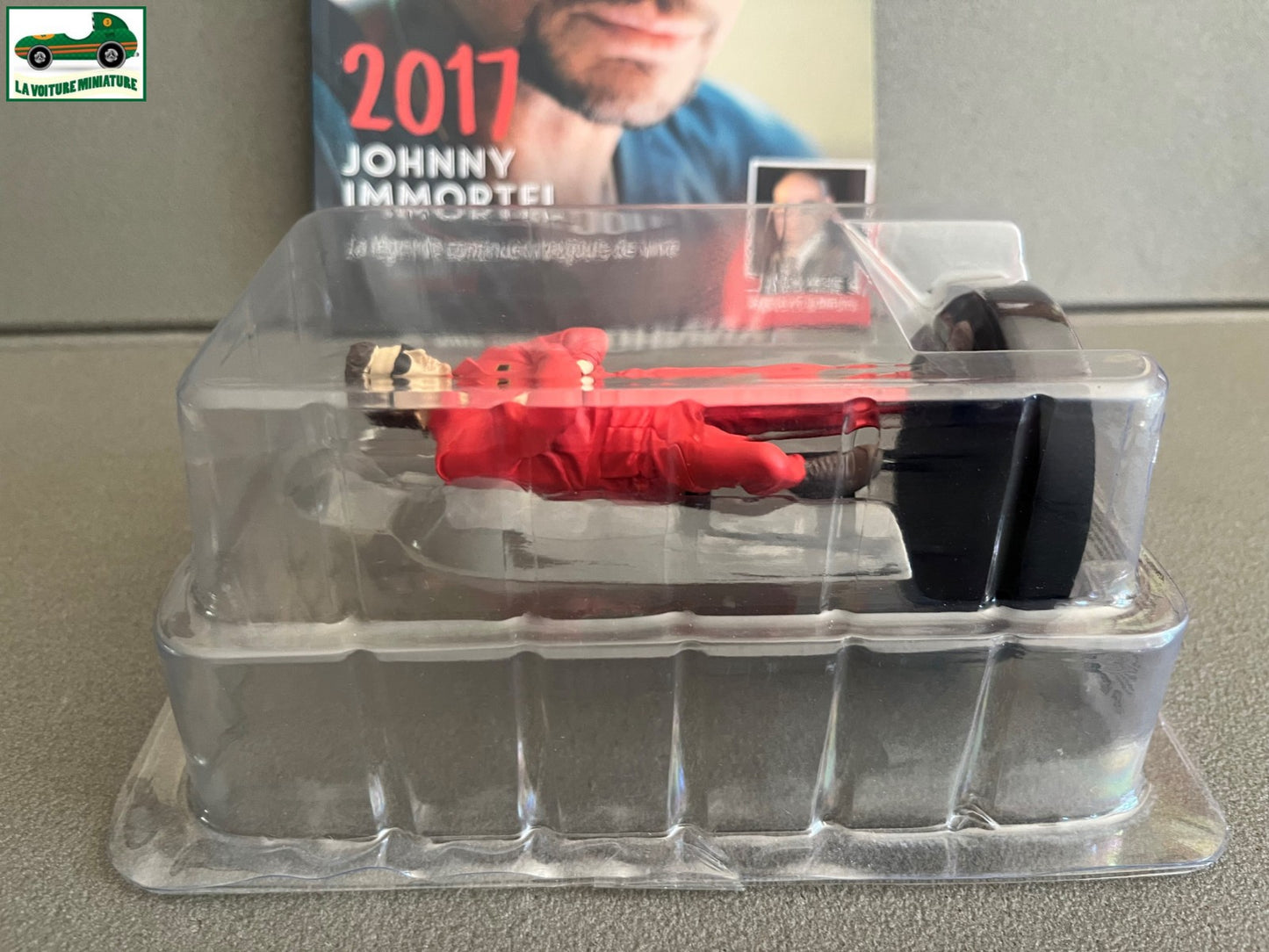Figurine de Collection Johnny Hallyday + Livret N°54