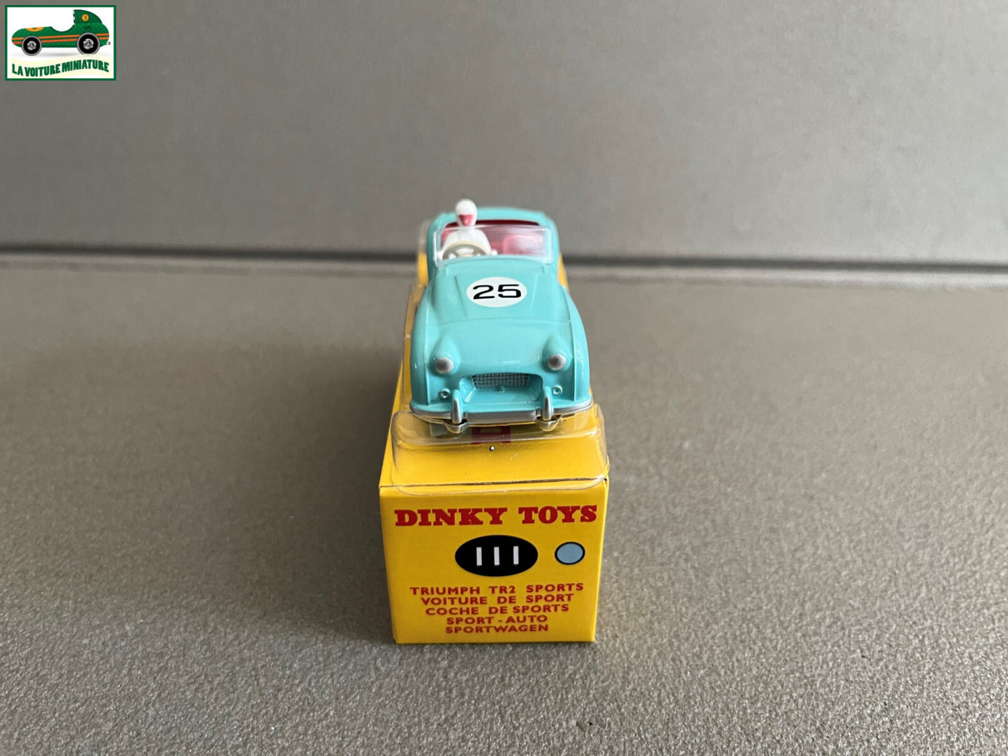 Voiture miniature Triumph TR2 Sports Deagostini Dinky Toys Atlas au 1/43