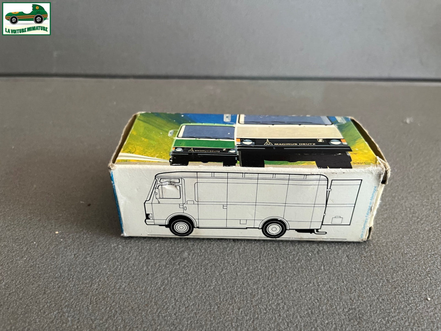 Ancienne Miniature Voiture Camion Magirus Deutz Cursor Modell 877 1/50