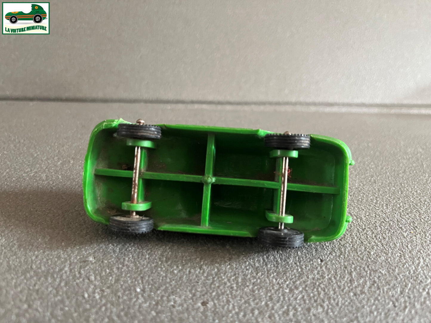 Voiture Miniature Ancien Porsche Vinyl Line Plastique Gomme 1/43 idem Tomte