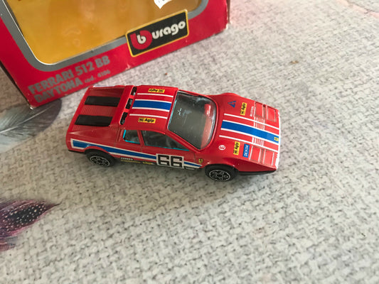 Ancienne Voiture Miniature Ferrari 512 BB Burago Made in Italy 1/43