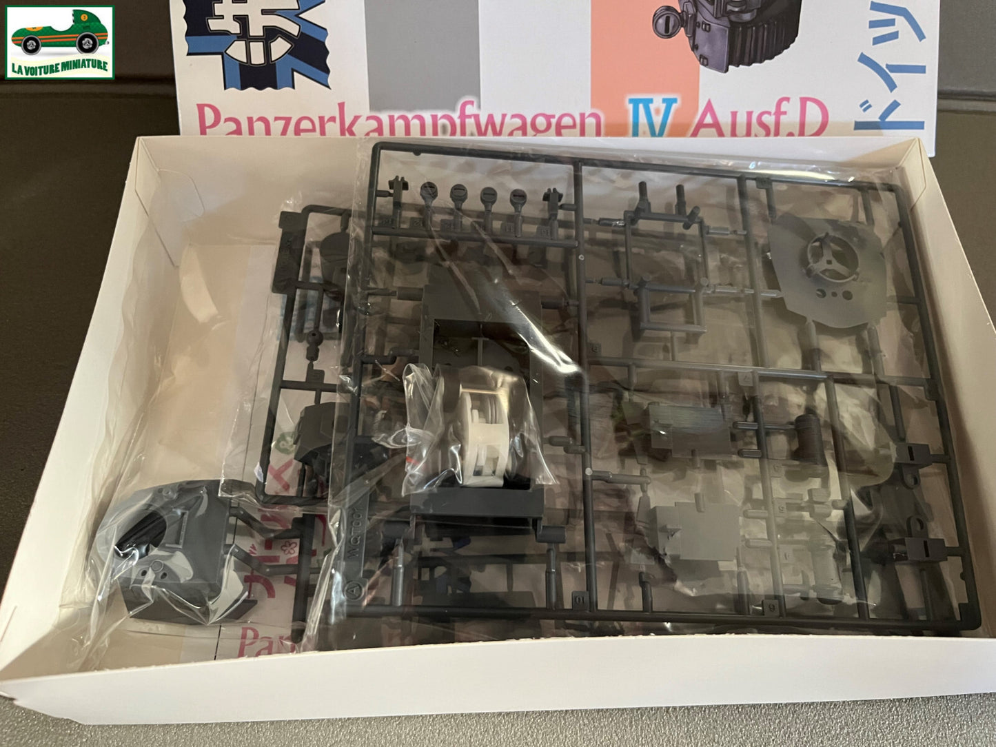 Maquette à monter Militaire Panzerkamfwagen IV Ausf. D Girls und Panzer Ebbro