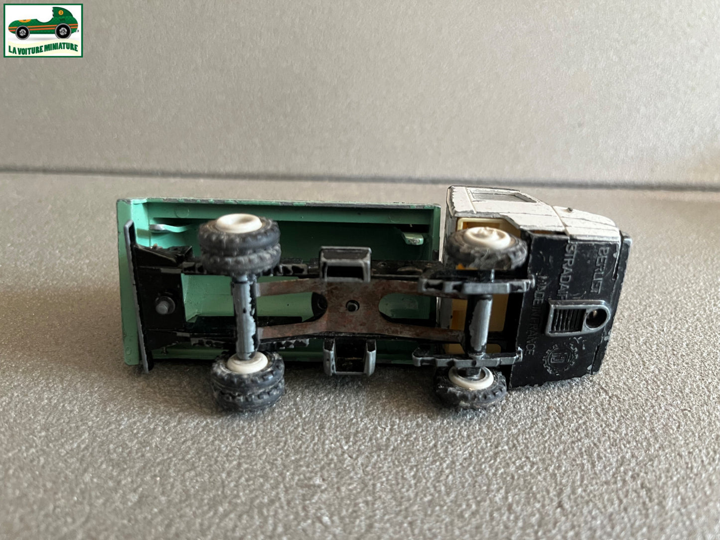 Ancienne Miniature Camion Berliet Stradair Balayeuse France Jouets FJ Epave 1/60