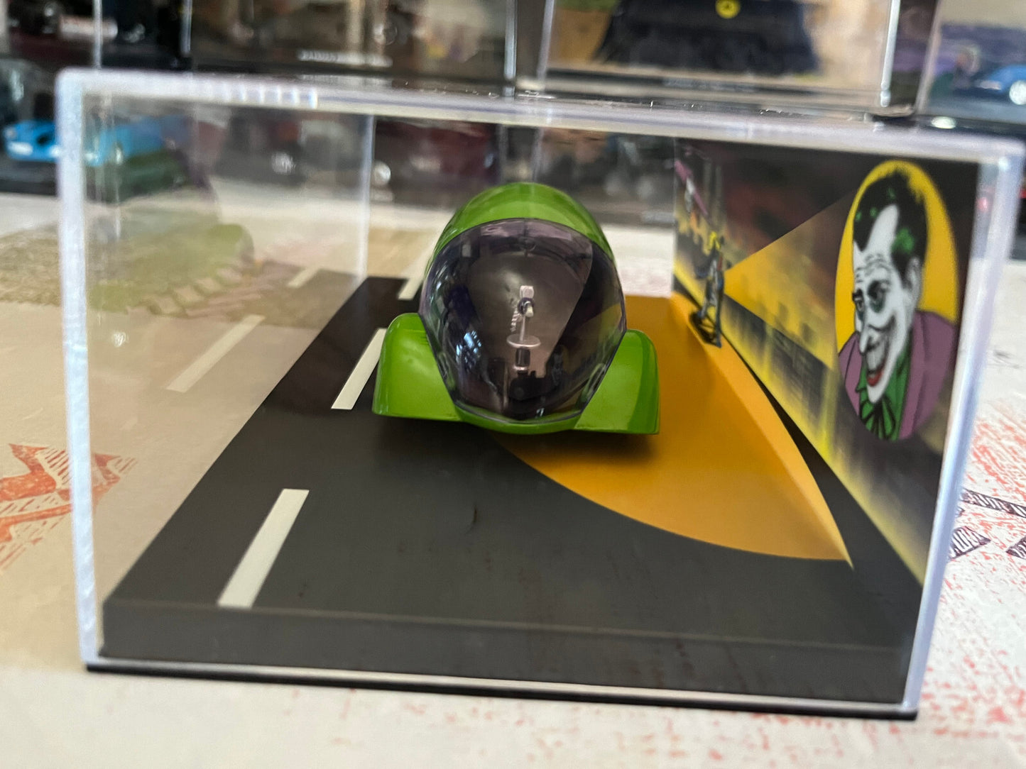 Voiture Miniature Batmobile Les Véhicules de Batman #37 Jokermobile 1/43