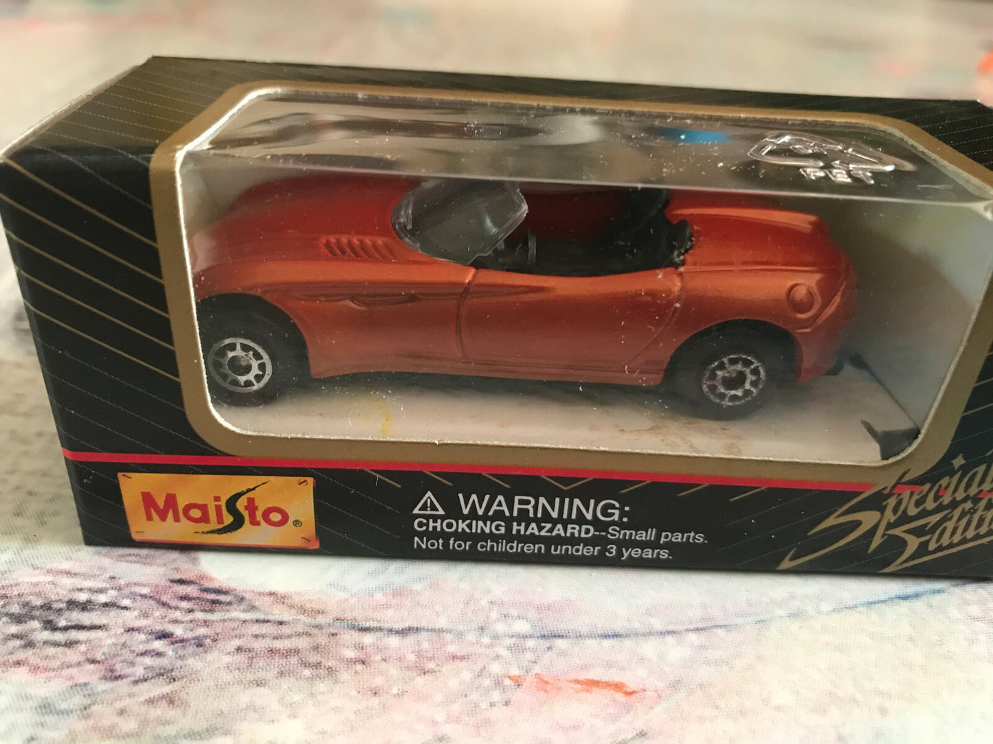 Voiture miniature Dodge Maisto Special Edition au 1/64 environ