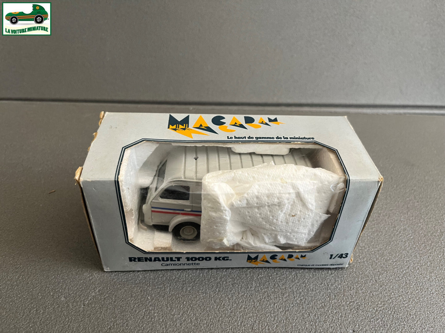 Voiture Miniature Renault 1000 KG Olibet Macadam au 1/43