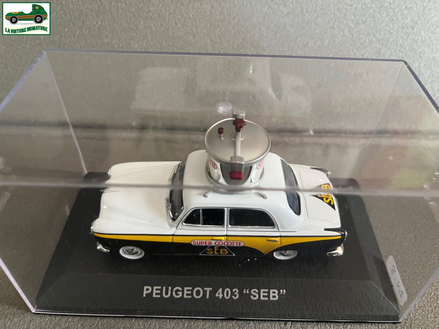 Voiture Miniature Publicitaire Peugeot 403 SEB au 1/43