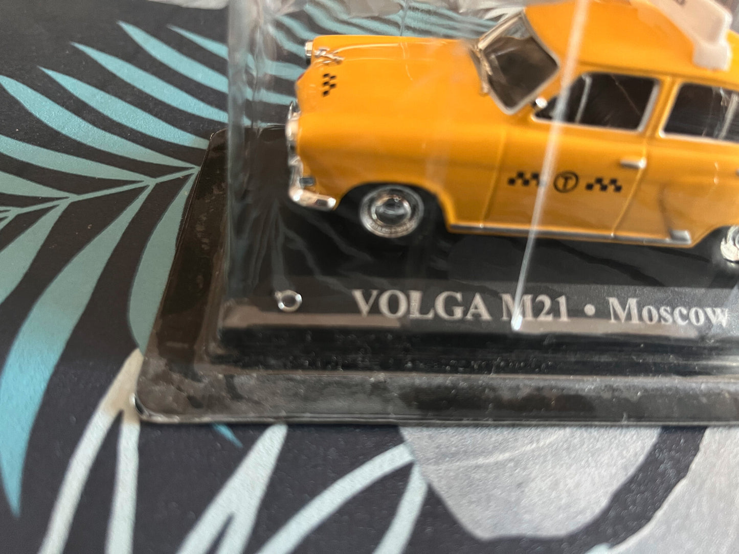 Voiture Miniature Volga M21 Moscow 1955 Taxi Du Monde au 1/43 Altaya