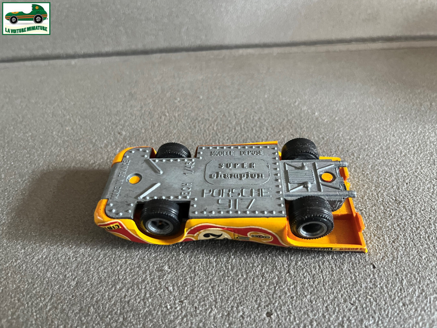 Ancienne Miniature Voiture Super Champion Porsche 917 France 1/43