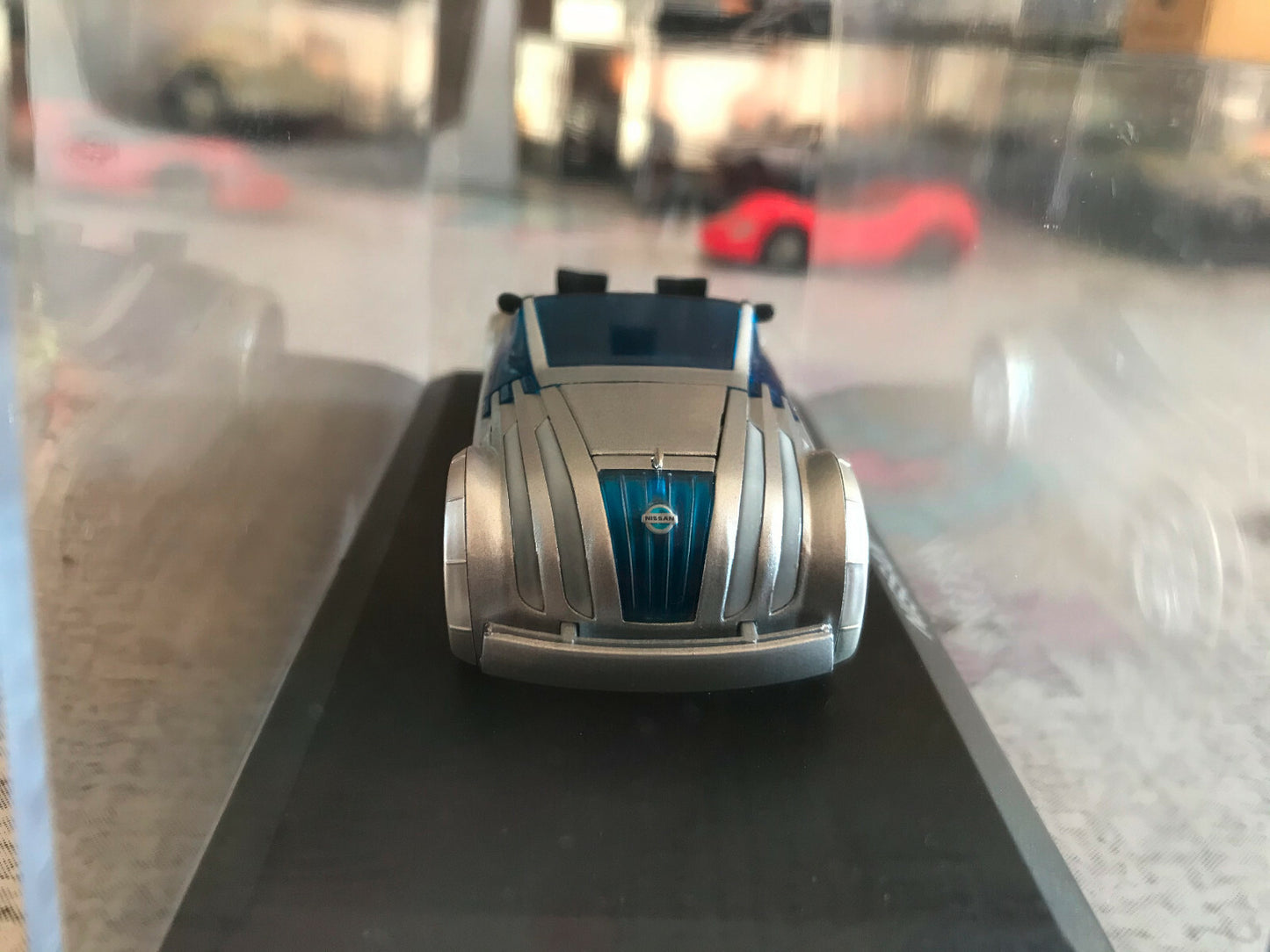 Voiture miniature Nissan Jikoo Norev Concept Car au 1/43
