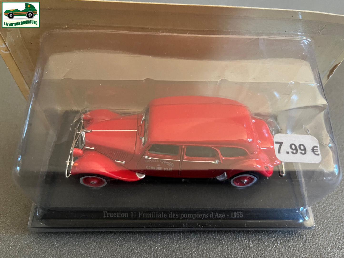 Voiture Miniature Citroen Traction 11 Familiale Pompiers d'Azé 1955 au 1/43