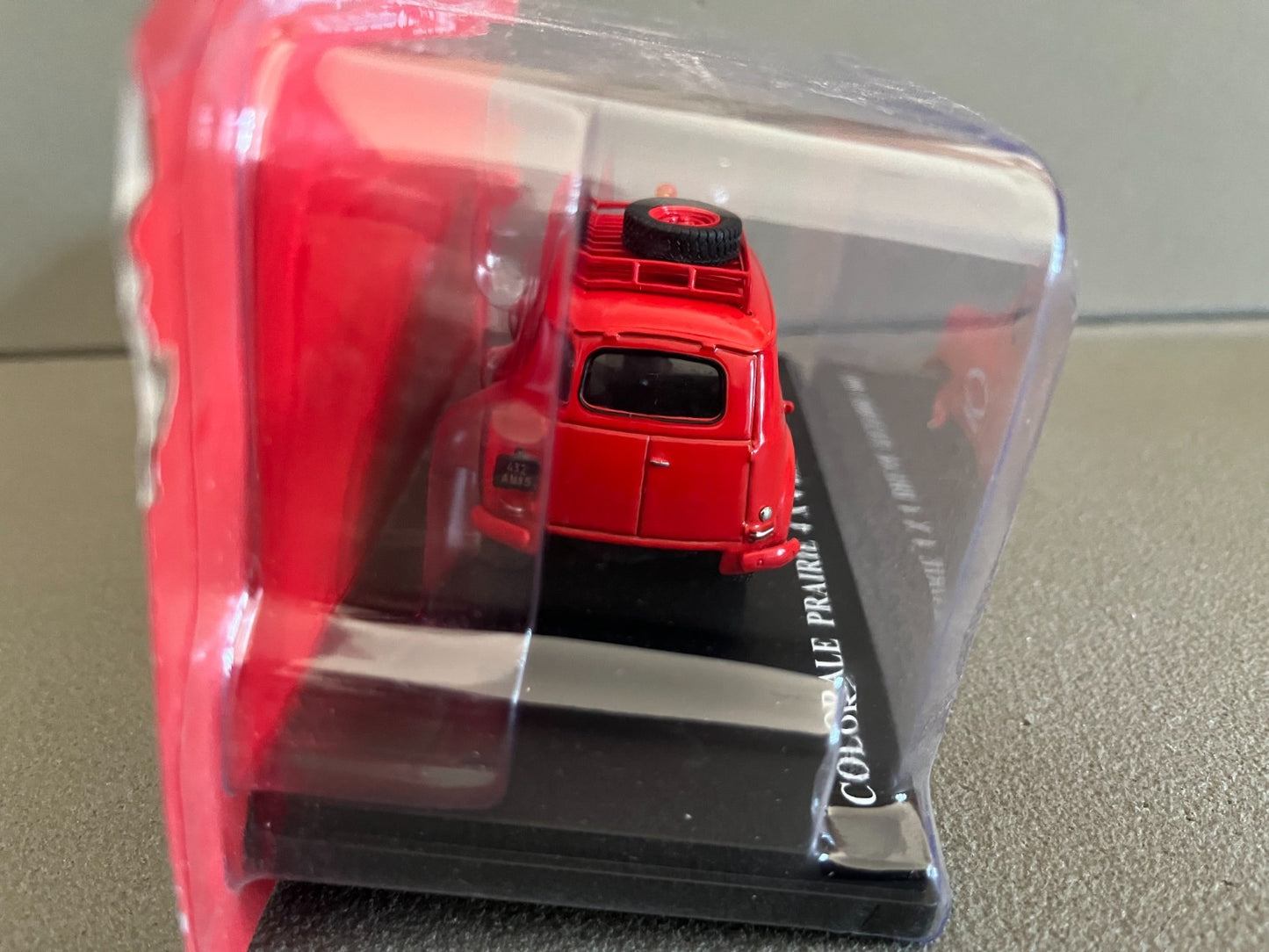 Voiture Miniature Renault Colorale Prairie 4x4 Break Incendie Hachette 1/43