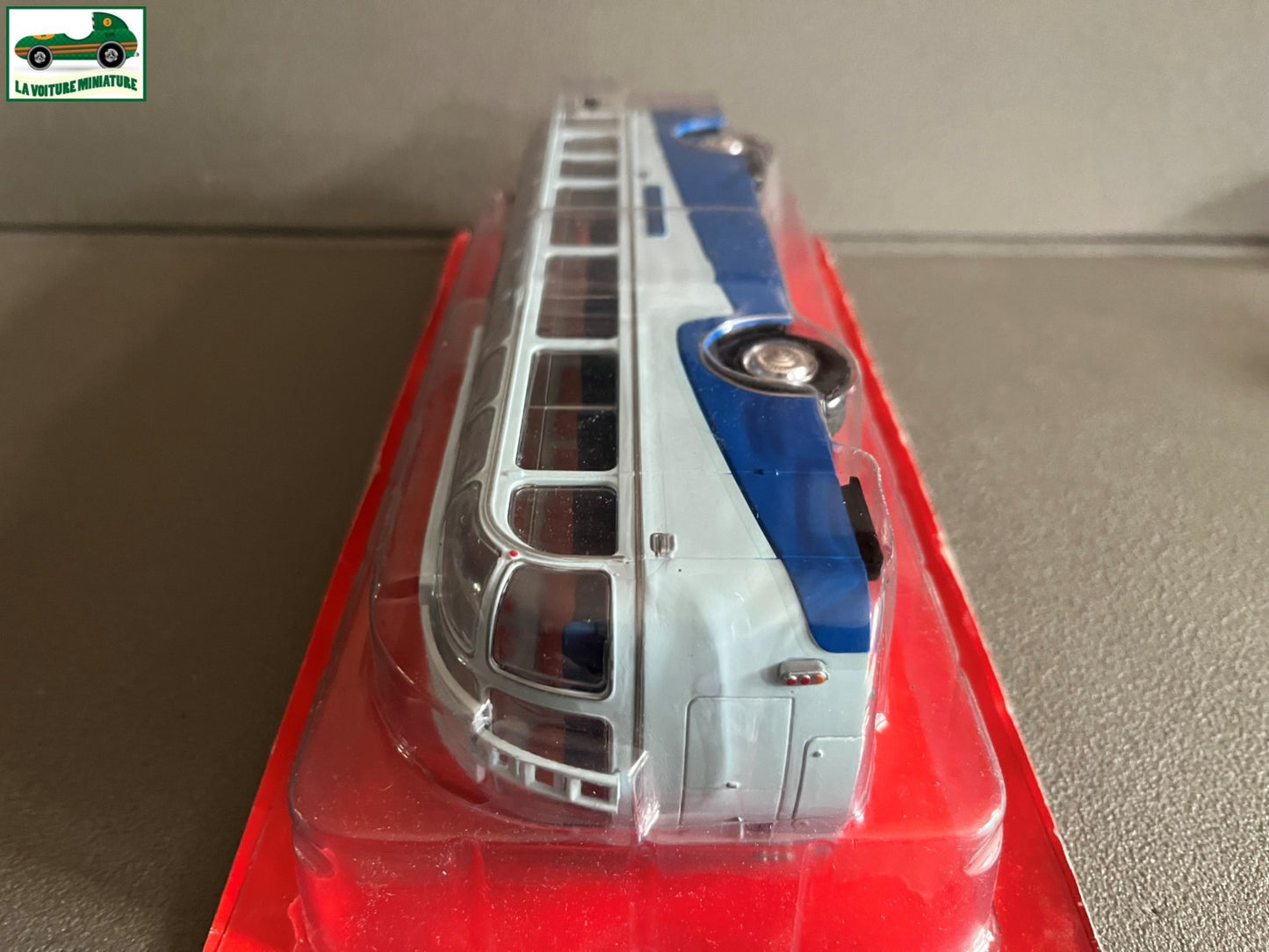 Voiture miniature Lancia Esatau 1/43 Autobus Autocars du Monde