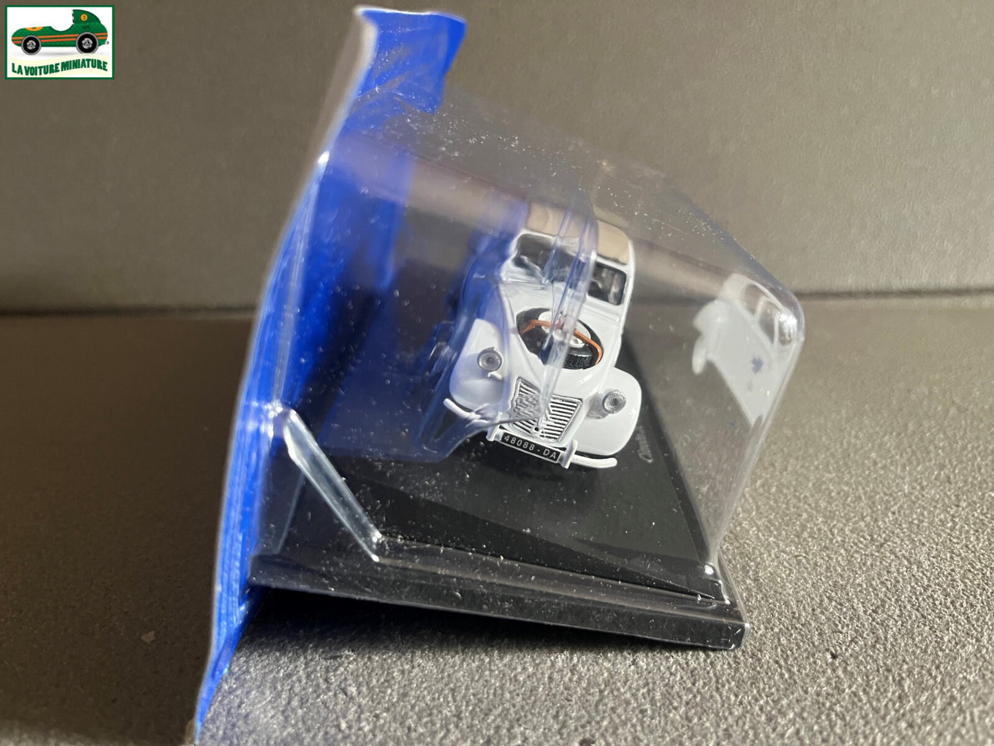 Voiture Miniature Citroen 2CV Sahara 1962 La Poste au 1/43