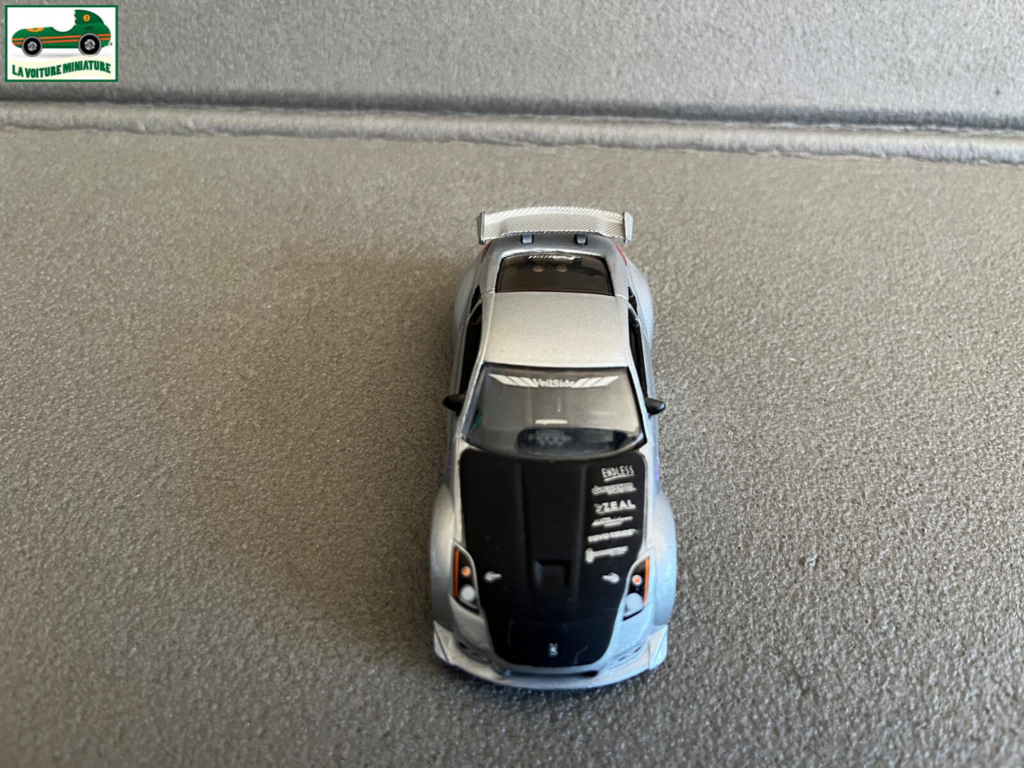 Voiture miniature 2006 Nissan 350 Z Jada au 1/64