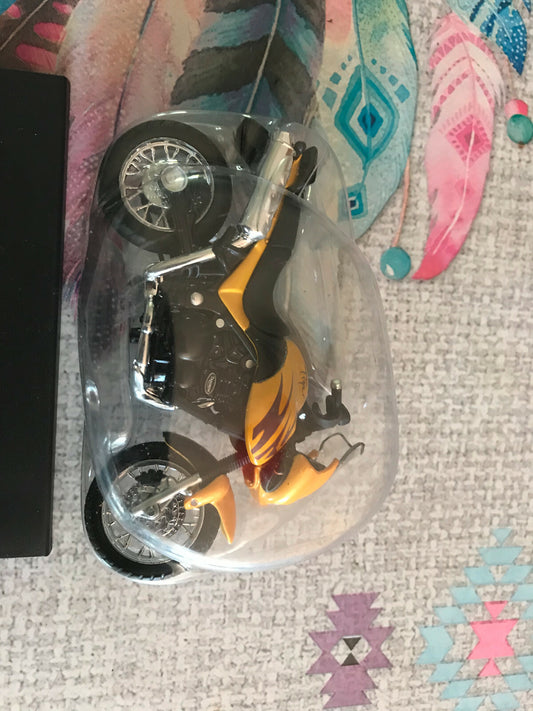 Moto miniature Triumph Tiger Motos à Collectionner Maisto Altaya 1/18