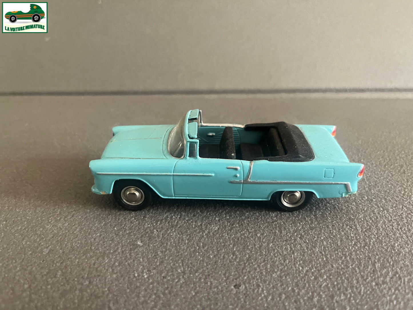 Voiture Miniature Kit monté Chevrolet 1955 Provence Moulage 1/43