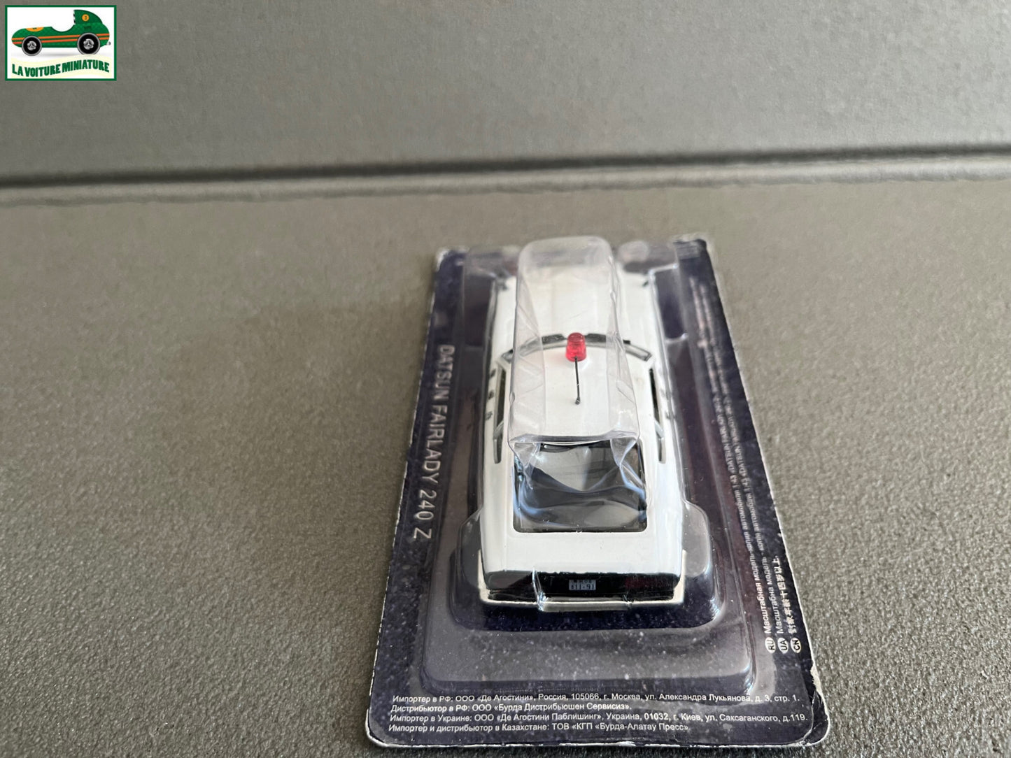 Voiture miniature Datsun Fairlady 240 Z Police du Monde DeAgostini au 1/43