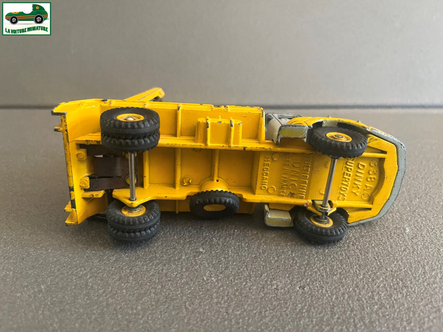 Ancienne Miniature Camion Multibenne Unic Dinky SuperToys Meccano France Epave