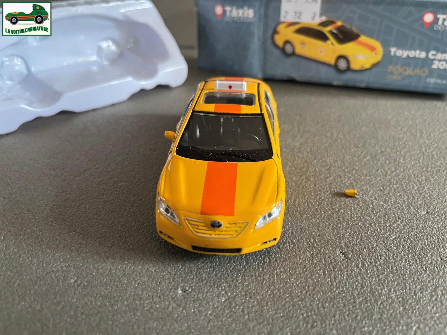 Voiture Miniature Toyota Camry 2009 Tokyo Taxi du Monde Welly au 1/38
