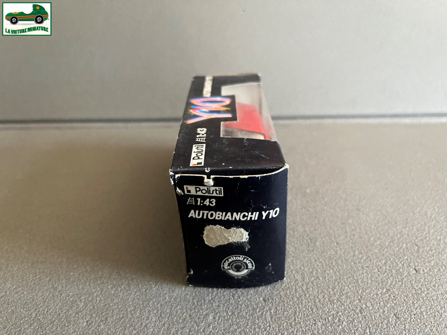 Ancienne Voiture miniature Autobianchi Y10 Polistil Italy au 1/43