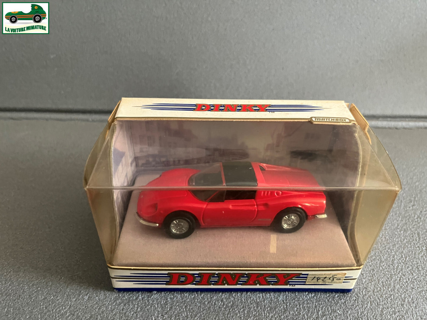Voiture Miniature 1973 Ferrari Dino 246 GTS DY-24 Dinky Matchbox au 1/43